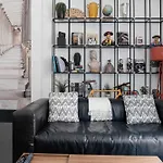 Alemaison Highend Historic Center With 2 Balconie